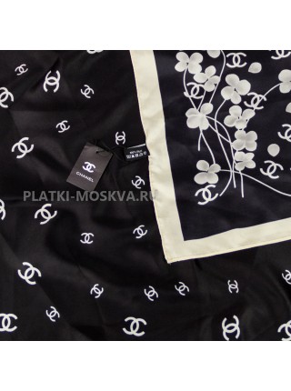 Платок Chanel шелковый черный с белым "Clover"